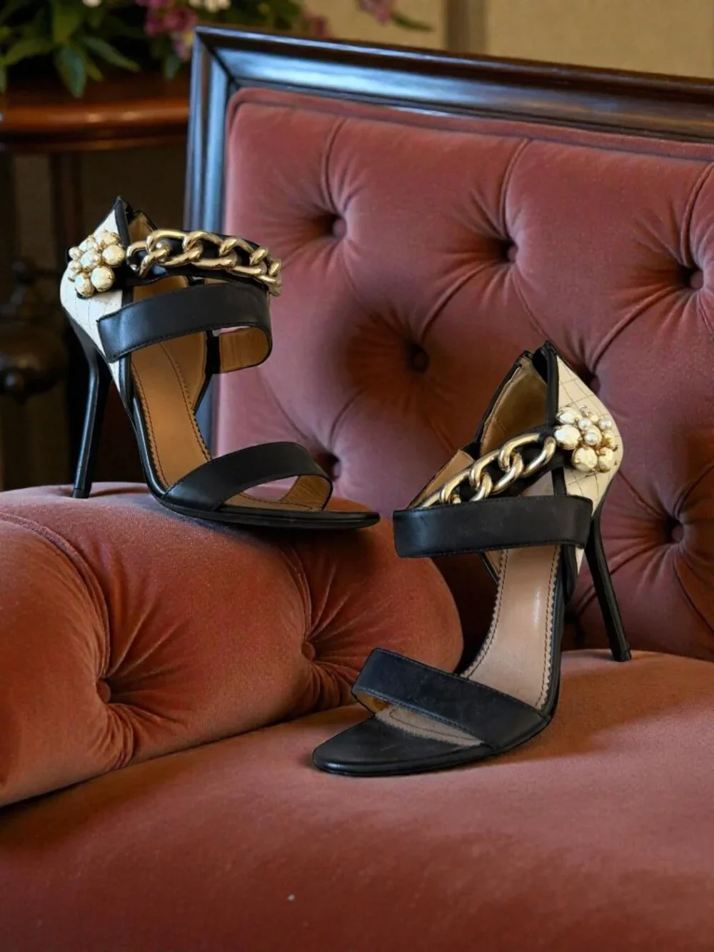DSQUARED Black Cream Quilted Heels Size 37 / US 7